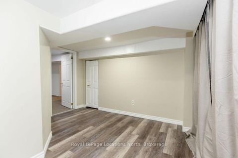 Photo 31 at 37 Ross Street, Sunnidale, Barrie