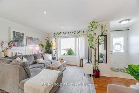 Photo 6 at 232 Durham Street, Vanier, Oshawa