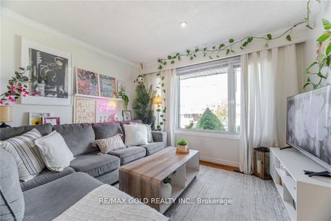 Photo 9 at 232 Durham Street, Vanier, Oshawa