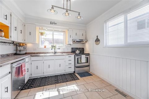 Photo 14 at 232 Durham Street, Vanier, Oshawa