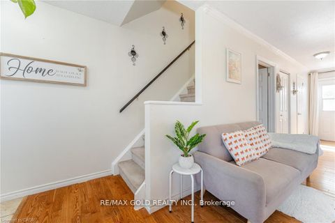 Photo 18 at 232 Durham Street, Vanier, Oshawa