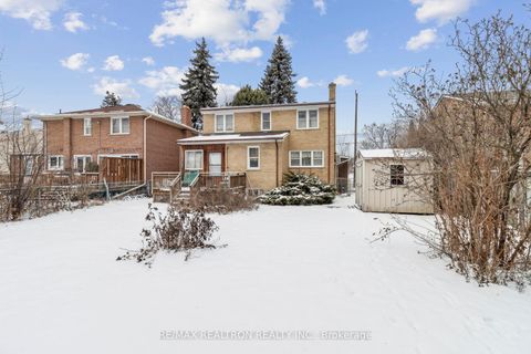 Photo 33 at 139 Yorkview Drive, Willowdale West, Toronto