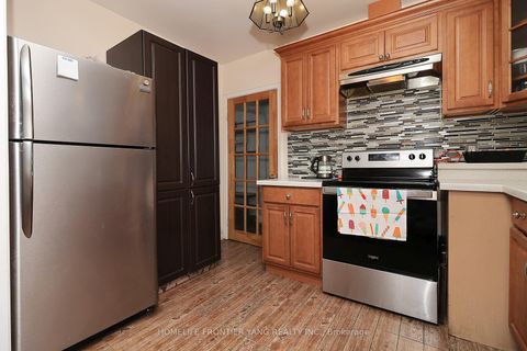 Photo 3 at 30 Silvercrest Avenue, Alderwood, Toronto