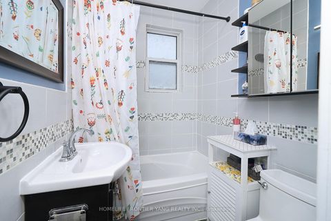 Photo 11 at 30 Silvercrest Avenue, Alderwood, Toronto