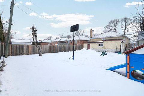 Photo 25 at 30 Silvercrest Avenue, Alderwood, Toronto