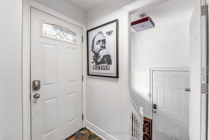 Photo 14 at 5 Acorn Avenue, City Centre West, Toronto