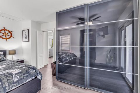 Photo 11 at 5 Acorn Avenue, City Centre West, Toronto