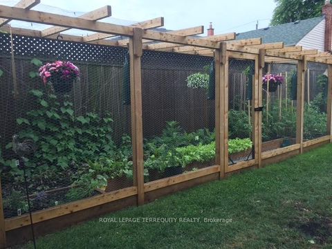 Photo 29 at 5 Acorn Avenue, City Centre West, Toronto