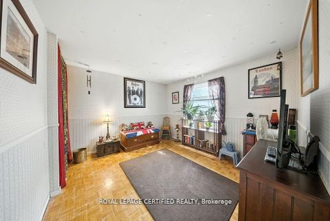 Photo 19 at 386 Handley Crescent, Central Newmarket, Newmarket