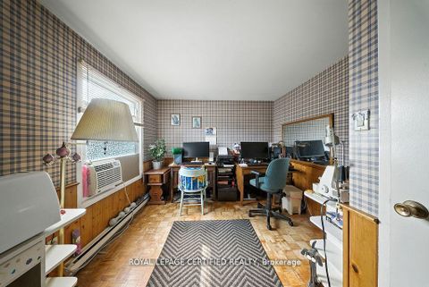 Photo 20 at 386 Handley Crescent, Central Newmarket, Newmarket