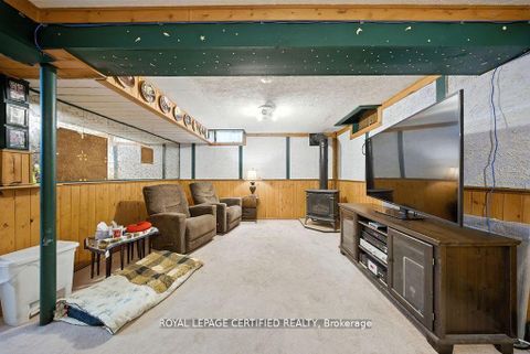 Photo 24 at 386 Handley Crescent, Central Newmarket, Newmarket