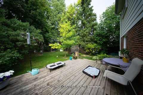 Photo 27 at 386 Handley Crescent, Central Newmarket, Newmarket