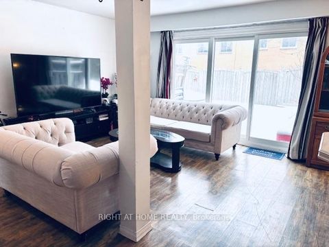 Photo 6 at 7 - 925 Bayly Street, West Shore, Pickering