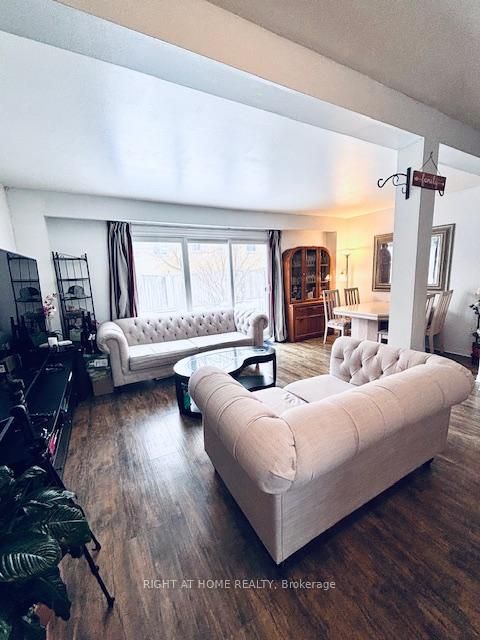 Photo 8 at 7 - 925 Bayly Street, West Shore, Pickering