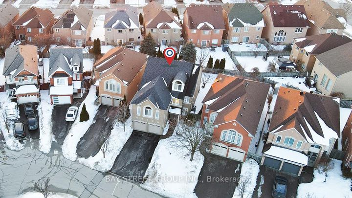 Photo 38 at 10 Kimono Crescent, Rouge Woods, Richmond Hill