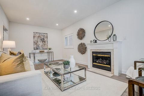 Photo 12 at 10 Kimono Crescent, Rouge Woods, Richmond Hill