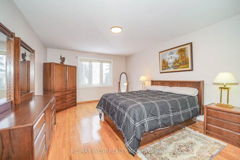 Photo 5 at 42 Belgreen Avenue, Sullivan, Toronto