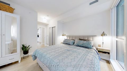 Photo 14 at 311 - 30 Nelson Street, Waterfront Communities C1, Toronto