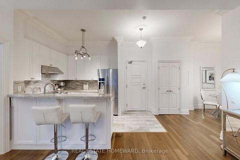 Photo 8 at 116 - 11121 Yonge Street, Devonsleigh, Richmond Hill