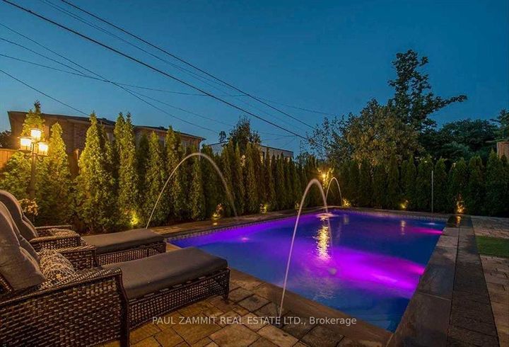 Photo 24 at 90 Grandview Avenue, Grandview, Markham