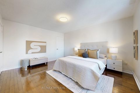 Photo 31 at 66 Hillhurst Drive, Bayview Hill, Richmond Hill