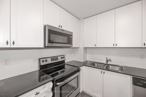 Photo 9 at 6B - 867 Wilson Avenue, CFB, Toronto