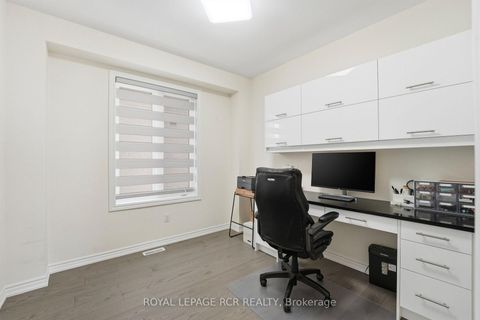 Photo 20 at 20 Morley Crescent, Rolling Acres, Whitby