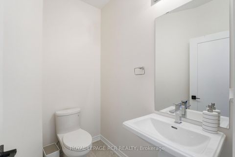 Photo 22 at 20 Morley Crescent, Rolling Acres, Whitby