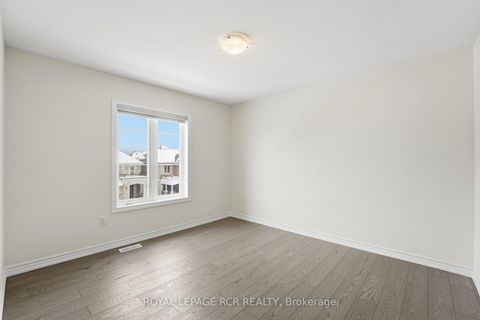 Photo 29 at 20 Morley Crescent, Rolling Acres, Whitby