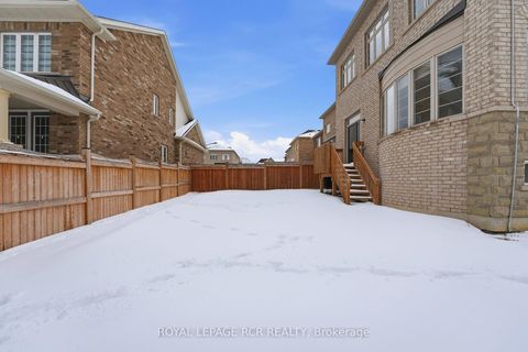 Photo 36 at 20 Morley Crescent, Rolling Acres, Whitby