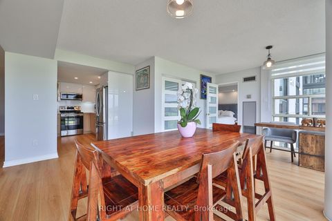 Photo 17 at 802 - 30 Harding Boulevard W, North Richvale, Richmond Hill