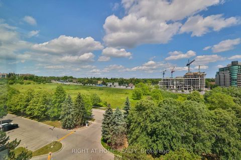 Photo 27 at 802 - 30 Harding Boulevard W, North Richvale, Richmond Hill