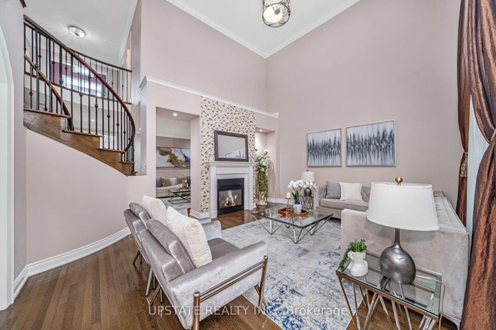 Photo 8 at 24 Haywood Drive, Credit Valley, Brampton