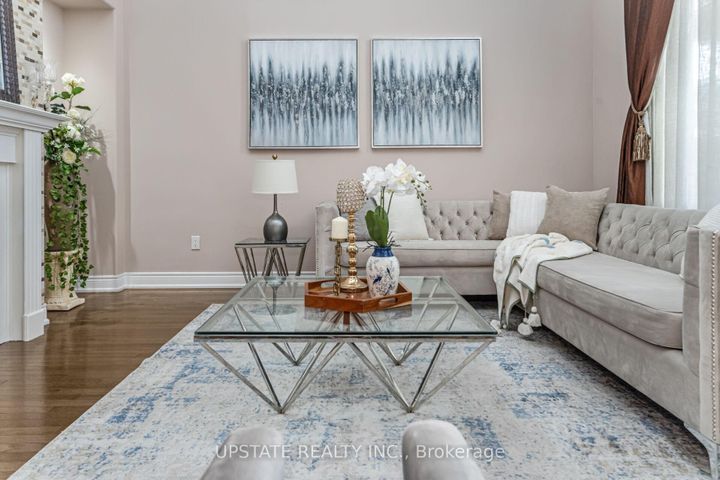 Photo 10 at 24 Haywood Drive, Credit Valley, Brampton