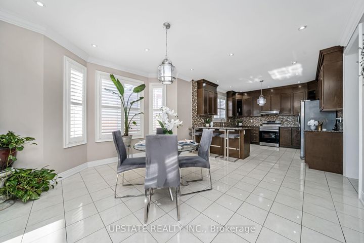 Photo 19 at 24 Haywood Drive, Credit Valley, Brampton