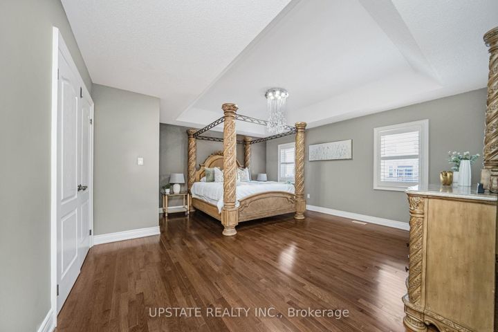 Photo 23 at 24 Haywood Drive, Credit Valley, Brampton