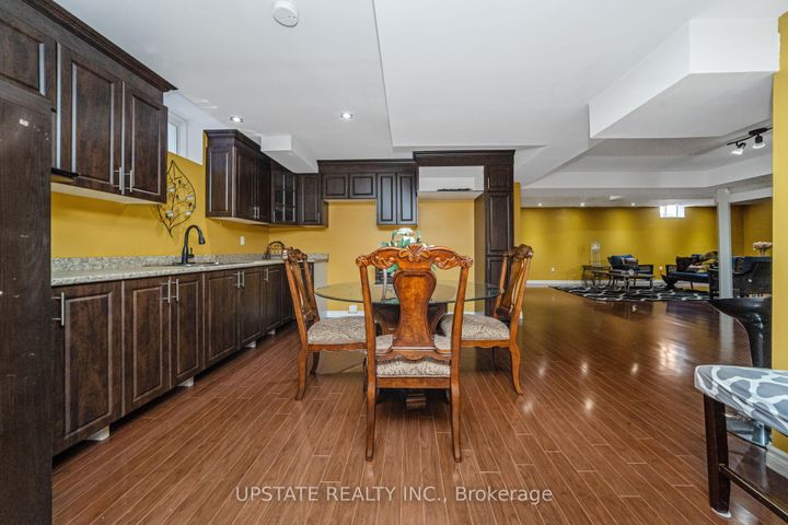 Photo 34 at 24 Haywood Drive, Credit Valley, Brampton