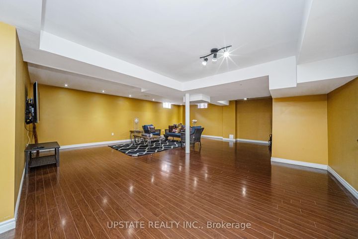 Photo 35 at 24 Haywood Drive, Credit Valley, Brampton