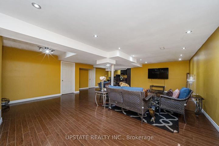 Photo 36 at 24 Haywood Drive, Credit Valley, Brampton