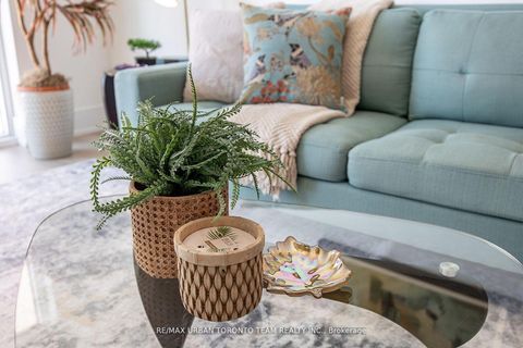 Photo 11 at 415 - 155 Merchants' Wharf, Waterfront Communities C8, Toronto