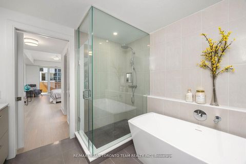 Photo 21 at 415 - 155 Merchants' Wharf, Waterfront Communities C8, Toronto