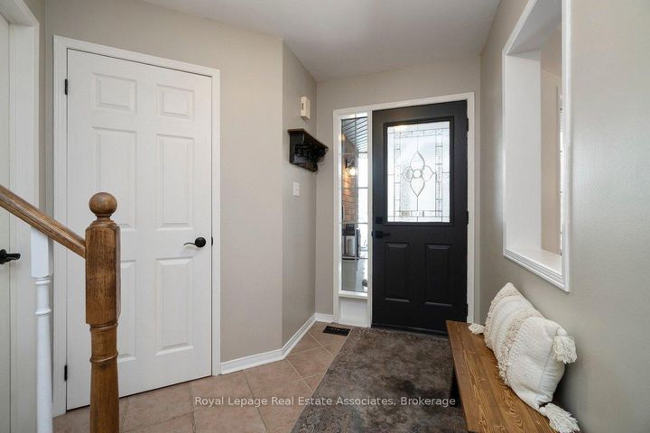 Photo 2 at 42 Harriet Street, Georgetown, Halton Hills
