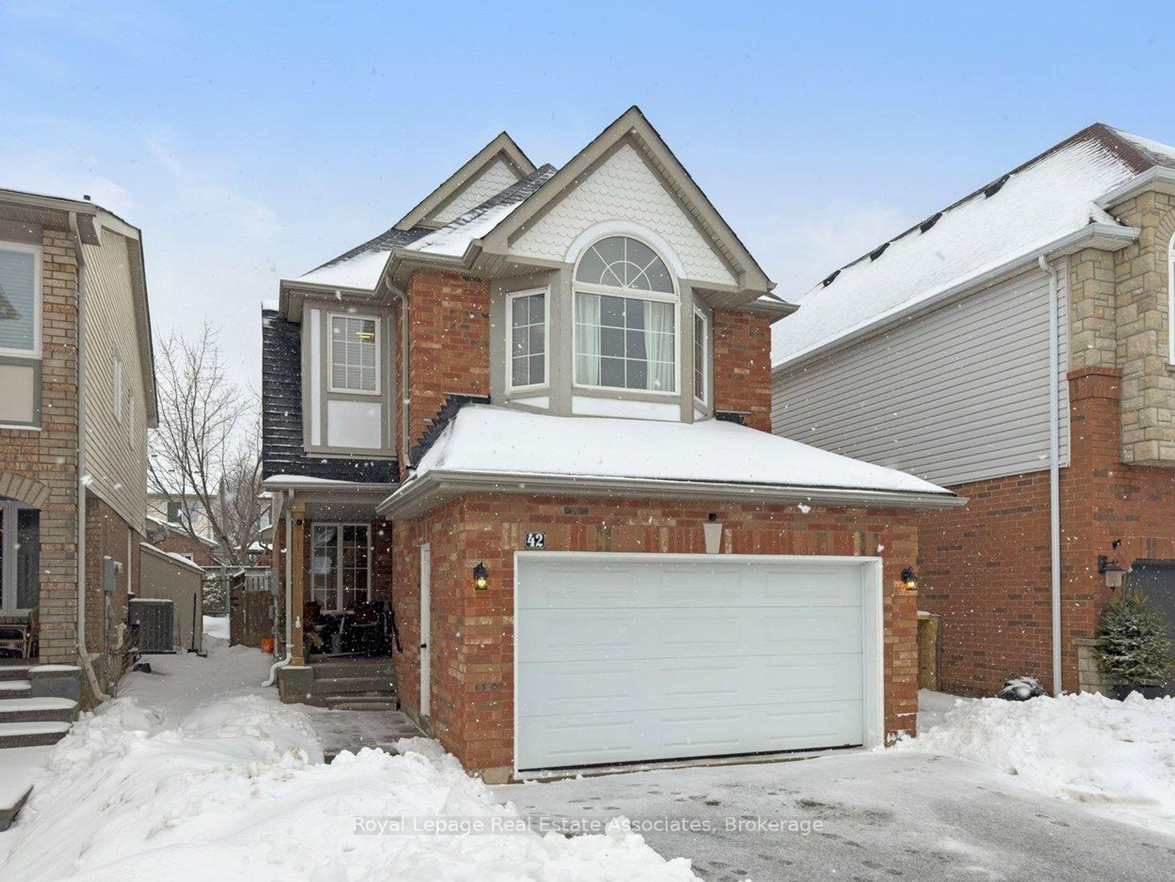 42 Harriet Street, Georgetown, Halton Hills 2