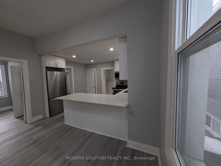 Photo 6 at 266 Beach Road, Crown Point, Hamilton