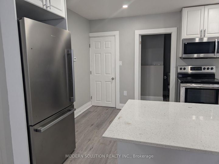 Photo 8 at 266 Beach Road, Crown Point, Hamilton