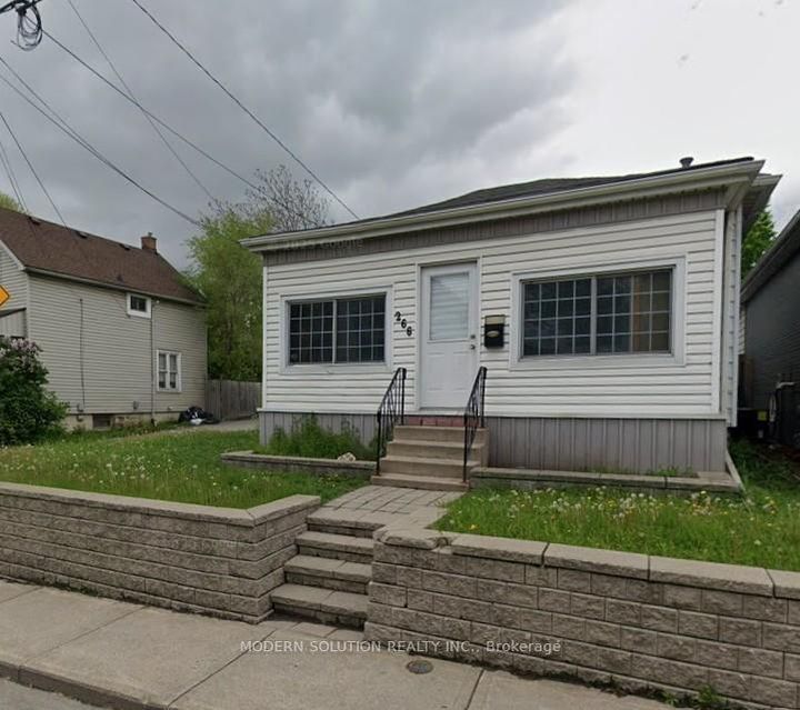 Photo 12 at 266 Beach Road, Crown Point, Hamilton