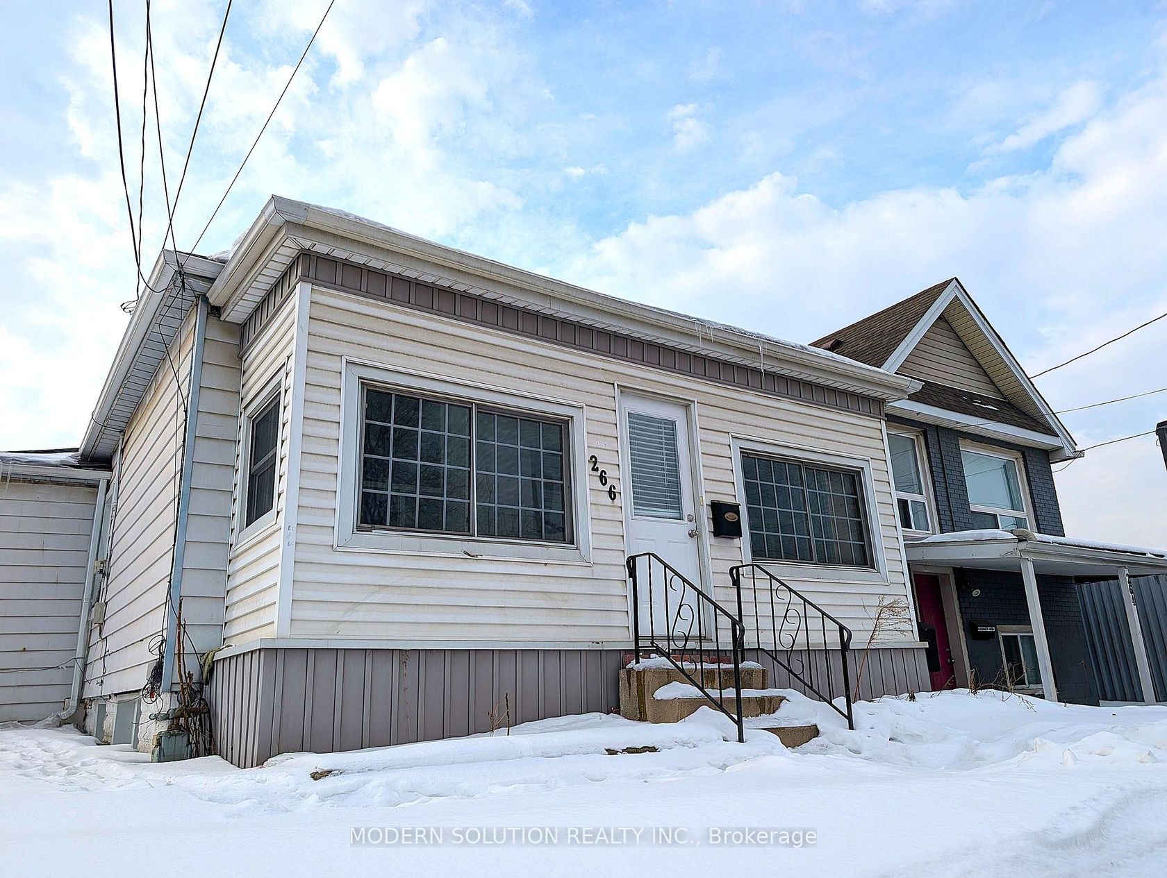 266 Beach Road, Crown Point, Hamilton 2