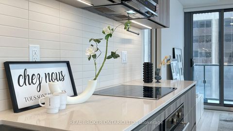 Photo 13 at 4103 - 8 Cumberland Street, Annex, Toronto