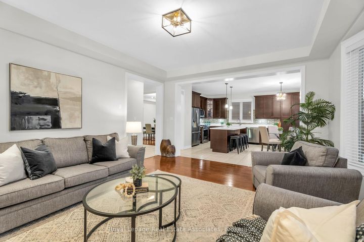 Photo 17 at 879 Etherington Way, HA Harrison, Milton