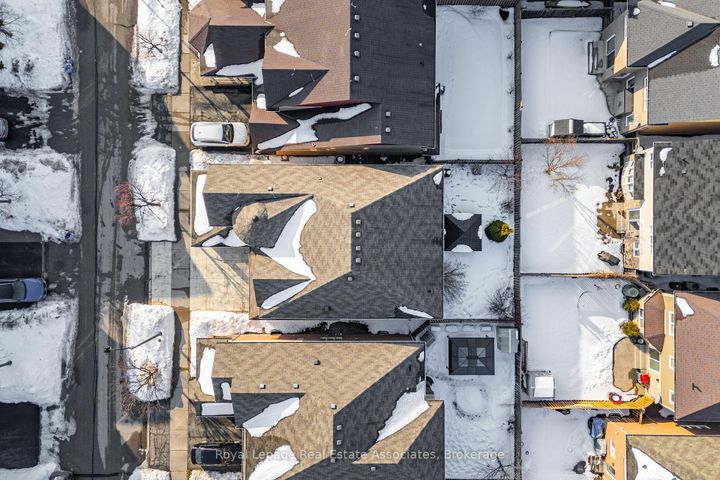 Photo 48 at 879 Etherington Way, HA Harrison, Milton